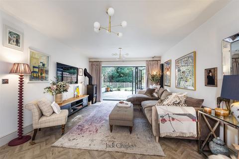 4 bedroom semi-detached house for sale, Oakhurst Park Gardens, Hildenborough, Tonbridge