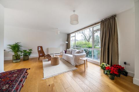 2 bedroom maisonette for sale, Michaels Close, London