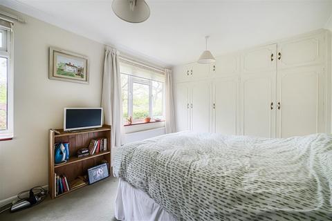 Linden Croft Heatherdene, West Horsley, Leatherhead, KT24 6LH