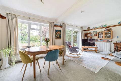 Linden Croft Heatherdene, West Horsley, Leatherhead, KT24 6LH