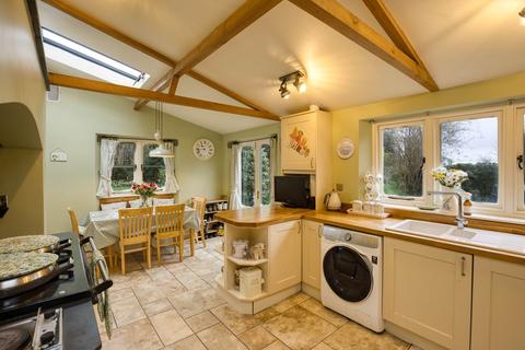 3 bedroom semi-detached house for sale, Bampton Road, Black Bourton, OX18