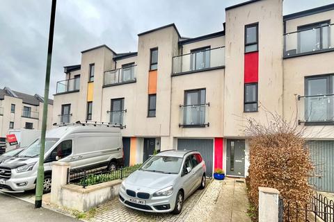 4 bedroom townhouse for sale, White Rock Way, Paignton