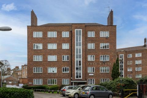 4 bedroom flat for sale, Stoke Newington Church Street, London, N16