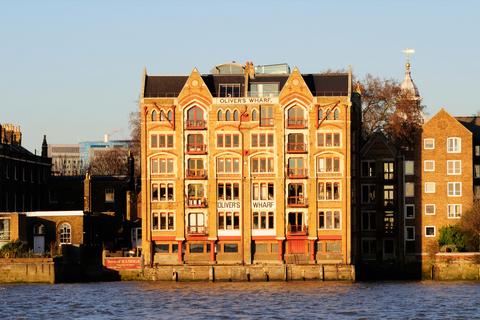 3 bedroom apartment for sale, Oliver's Wharf, Wapping High Street, London, E1W