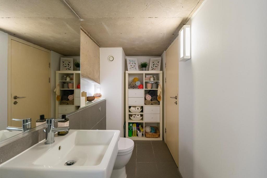 2 L1 S0 BH - Ensuite A.jpg