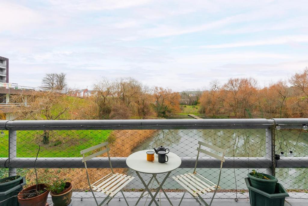 2 L1 S0 BH - External D.jpg