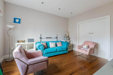 3 Baron Close, Penarth, CF64 3UF