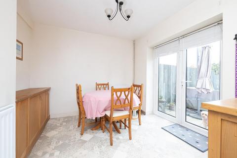 3 bedroom end of terrace house for sale, Hareclive Road, Bristol