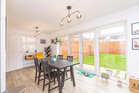 20 Barn View, Edlesborough, Dunstable, LU6 2FT