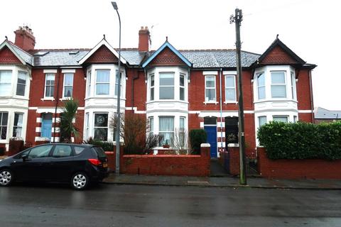 4 bedroom terraced house for sale, Cornerswell Road, PENARTH CF64