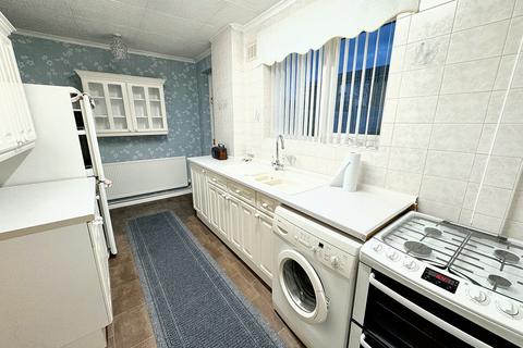 3 bedroom terraced house for sale, Cambeck Close, Whitefield, M45