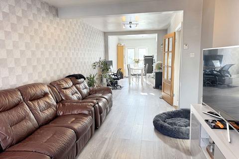 3 bedroom end of terrace house for sale, Matlock Gardens, Sutton SM3