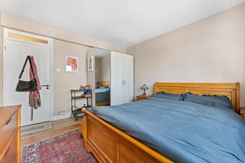 229 Lordship Road, London, N16 5HG