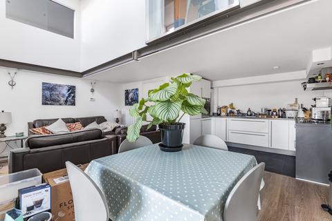 3 bedroom apartment for sale, Cadogan Road, London