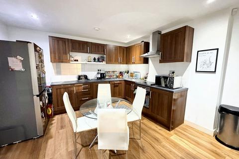 3 bedroom flat for sale, Wharfside Apartments, Prospect Terrace, Bury, BL8