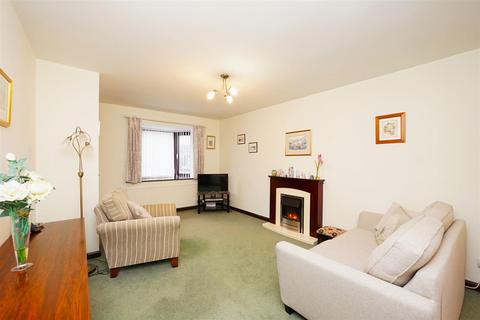 3 bedroom mews for sale, Irwell Road, Walney, Barrow-In-Furness