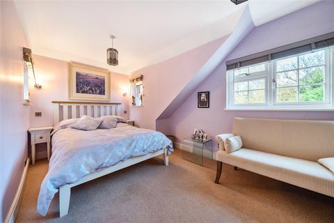 3 bedroom detached house for sale, Sunnydell Lane, Farnham, GU10