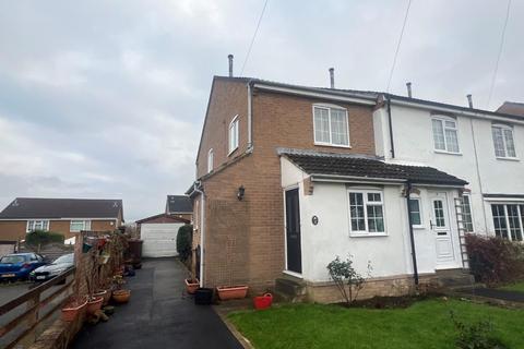 2 bedroom end of terrace house to rent, Kings Close, Otley