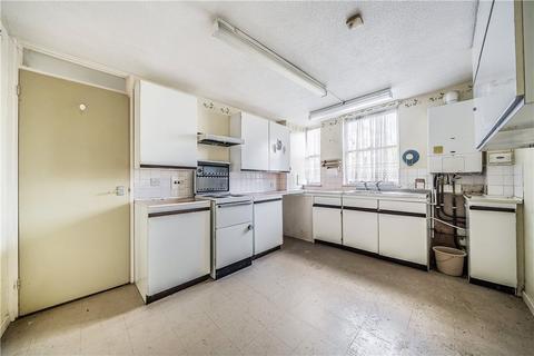 2 bedroom end of terrace house for sale, Le May Avenue, London