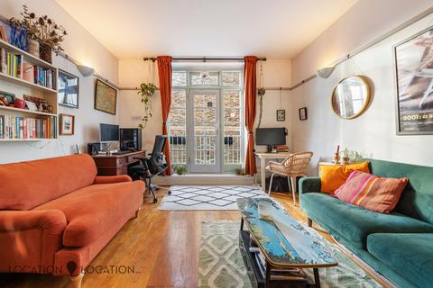 1 bedroom flat for sale, Urswick Road, Strand Building, E9