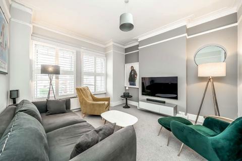 4 bedroom maisonette for sale, Tooting Bec Road, London SW17