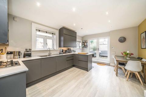 4 bedroom maisonette for sale, Tooting Bec Road, London SW17