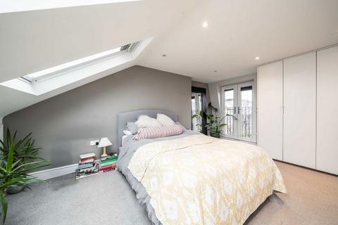 4 bedroom maisonette for sale, Tooting Bec Road, London SW17