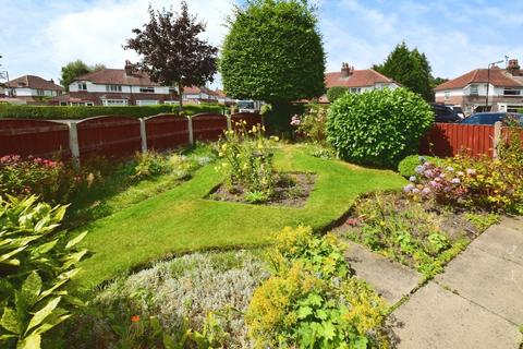 3 bedroom semi-detached house for sale, Cholmondeley Avenue, Timperley, Altrincham, Greater Manchester, WA14