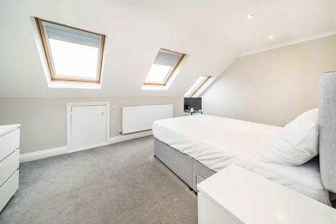 Flat 1, 35 Khama Road, London, SW17 0EN