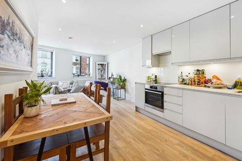 2 bedroom flat for sale, Upper Tooting Road, London SW17