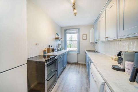 1 bedroom flat for sale, Longley Road, London SW17