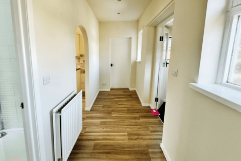 1 bedroom flat for sale, Yew Tree Drive, Telford TF10