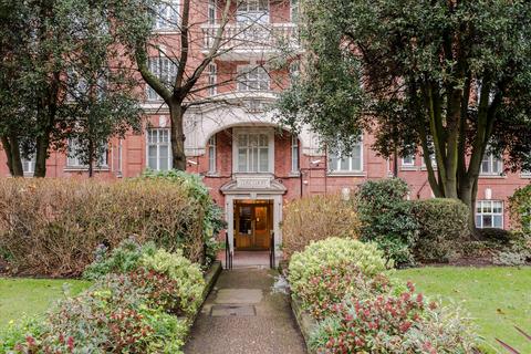 3 bedroom flat for sale, Clive Court, Maida Vale W9