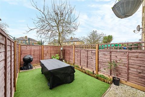 2 bedroom flat for sale, Salterford Road, Furzedown, SW17