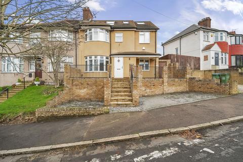 4 bedroom end of terrace house for sale, Ankerdine Crescent, Shooters Hill