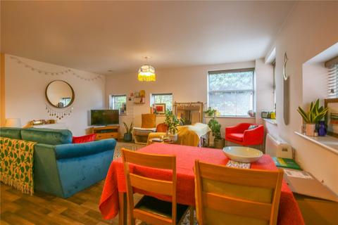 Flat 3, Stanley Court Bartholomews Square, Horfield, Bristol, BS7 0FF