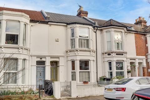 4 bedroom terraced house for sale, Gains Road, Southsea