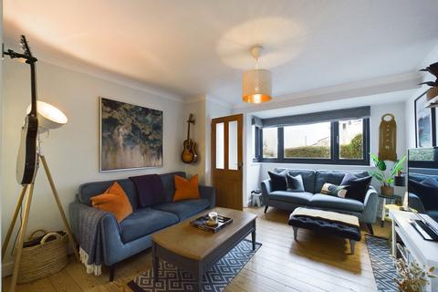 14 Branksome Drive, Wadebridge, PL27 6AZ