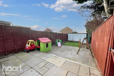 undefined, Gaultree Square, Emneth