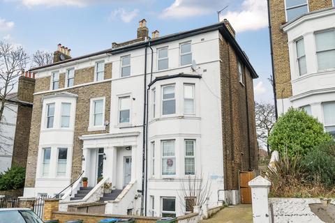 3 bedroom apartment for sale, Eglinton Hill, London