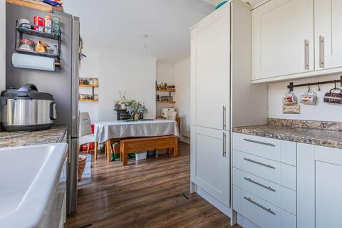 328 Caerphilly Road, Cardiff, CF14 4NT