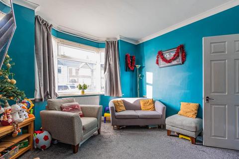 328 Caerphilly Road, Cardiff, CF14 4NT