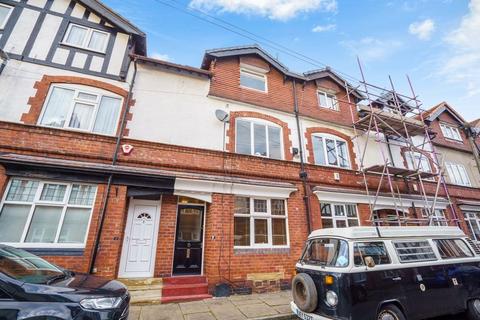 4 bedroom terraced house for sale, Leeds LS7