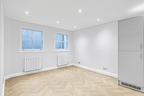 1 bedroom flat for sale, Roehampton Lane, Putney, SW15