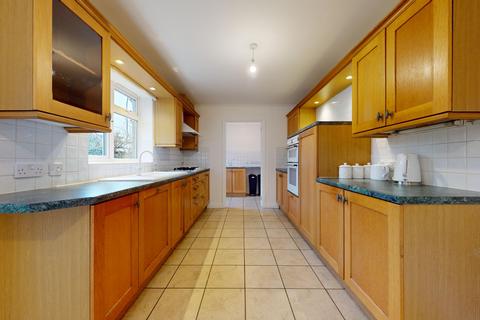 4 bedroom detached house for sale, Blackthorn Way, Kingsnorth, Ashford