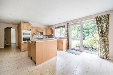 4 bedroom bungalow for sale, Halters End, Hindhead GU26