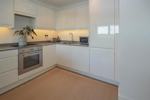 1 bedroom apartment for sale, Hubert Road, Brentwood