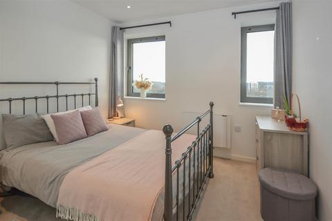 1 bedroom apartment for sale, Hubert Road, Brentwood