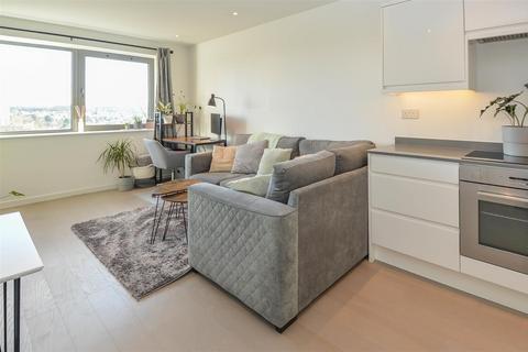 1 bedroom apartment for sale, Hubert Road, Brentwood