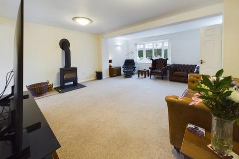 4 bedroom detached house for sale, Sandringham Drive, Downham Market PE38